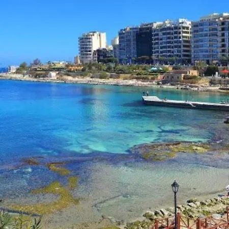 Lägenhet Modern Loft Steps From The *