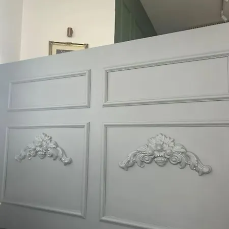 Modern Loft Steps From The * Sliema