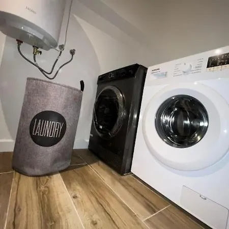 Lägenhet Modern Loft Steps From The Sliema