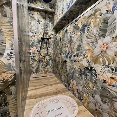 Modern Loft Steps From The Lägenhet