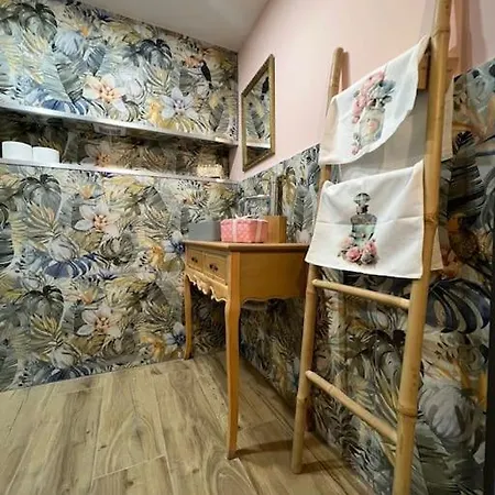 Apartment Modern Loft Steps From The Sliema