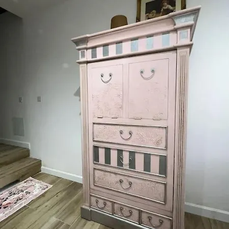 Modern Loft Steps From The Sliema