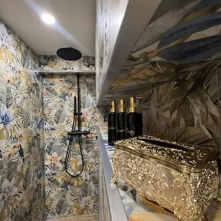 Modern Loft Steps From The アパート スリーマ