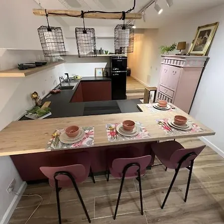 Modern Loft Steps From The アパート *