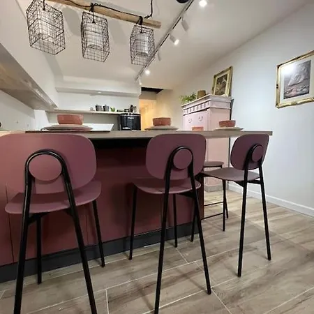 アパート Modern Loft Steps From The *