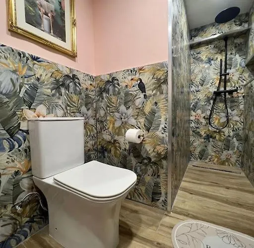 Modern Loft Steps From The 아파트 *