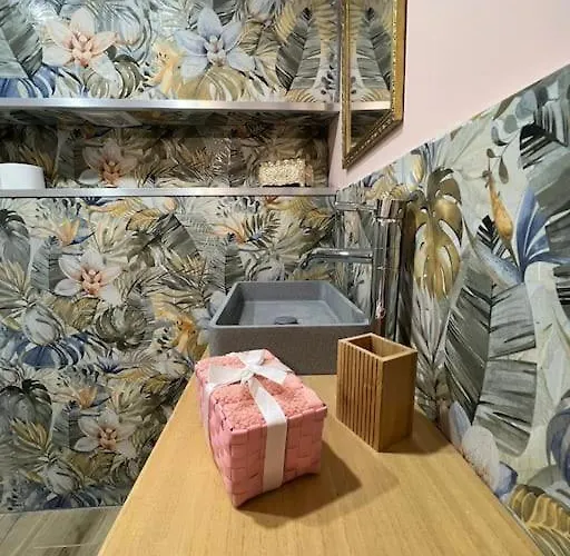 아파트 Modern Loft Steps From The 슬리에마